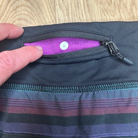 Lululemon Run Speed Short Multicolored Black Stripe Sz6 - Picture 9 of 11